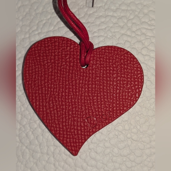 NEW DIOR LEATHER ORNAMENTS / HANDBAG ACCESSORIES VIP GIFT SET - Picture 5 of 5